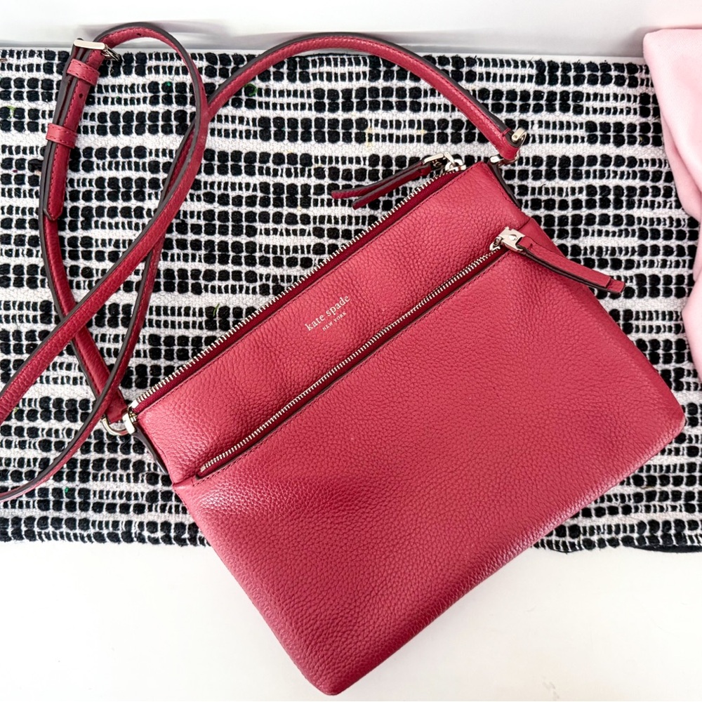 Kate Spade New York Leather Crossbody Bag in Pink/Rose Color